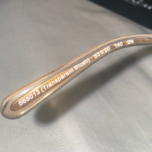 COACH C7995 TRANSPARENT BLUSH SUNGLASSES AND CASE - Picture 4 of 7